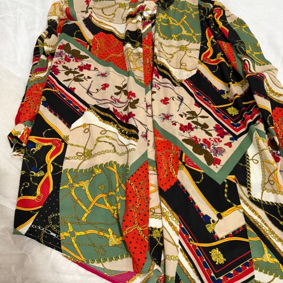 BLOUSE - Picture 2 of 3